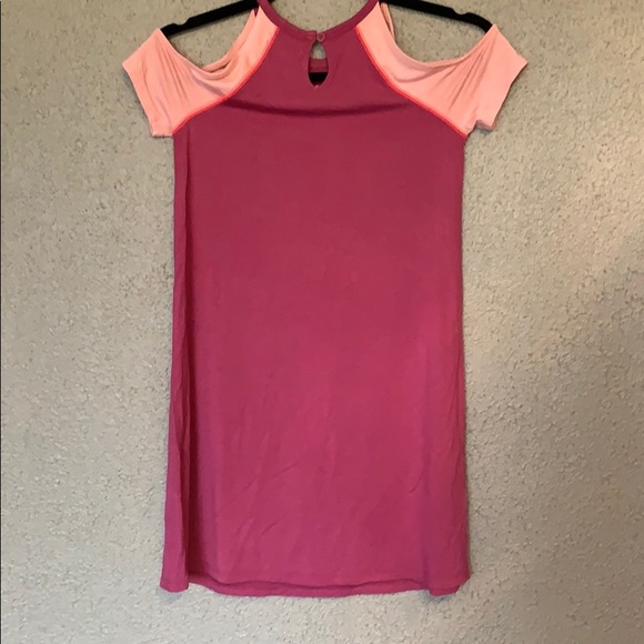 Cold shoulder tshirt dress - Picture 2 of 2